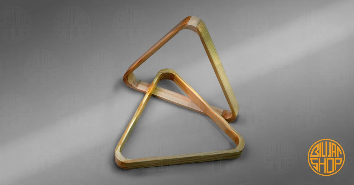 Drveni trougao za slaganje kugli